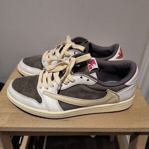 Travis Scott x Air Jordan 1 Low, US Men's 9, Reverse Mocha